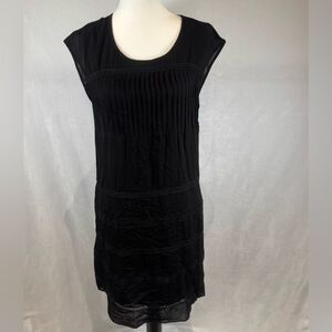 Anthropologie Ro & De black pintuck pleated lace detail shift dress size small
